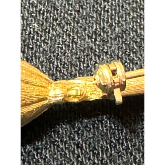 Vintage Gold Tone  Brooch With  Turquoise & Gold Chain And Turquoise Tassel - Picture 8 of 10